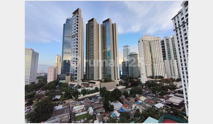 Excellent 3 Bedrooms Unit with Nice View, Fully Furnished at Pavilion Apartment  2