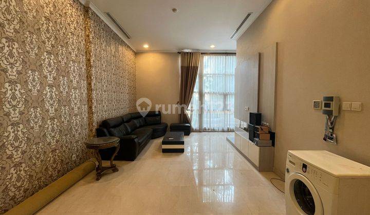 Newly Renovated, Spacious 1 Bedroom At Senayan Residence