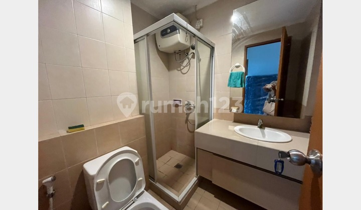 Excellent Spacious 3 Bedrooms, Fully Furnished at Hamptons Park Near JIS 2