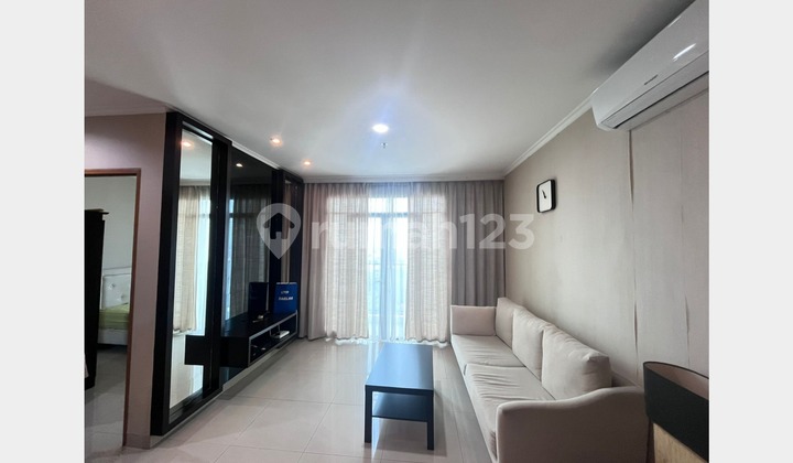 Incredible 2+1 Bedrooms Unit with Open Kitchen at Hamptons Park Apartment 1