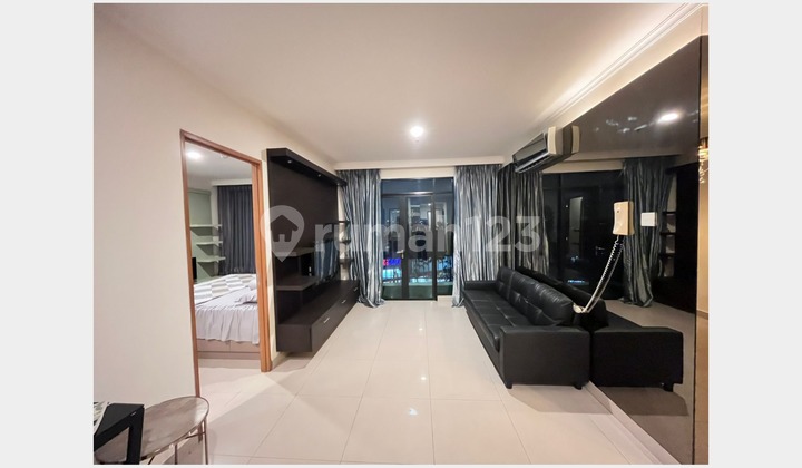 Unit Modern dengan Perawatan Bagus dan 2 Kamar Tidur Nyaman di Hamptons Park