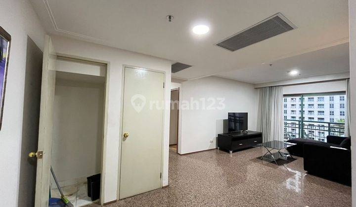 Beautifully Unit, Good View And Open Kitchen With Cozy 2 Bedrooms At Pavilion Apartment 2