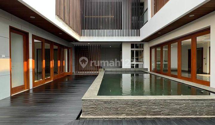 Modern Tropical Minimalist Unit, Lantai Marmer, Big Size Dengan 4 Kamar Cantik di Area Pondok Indah 1