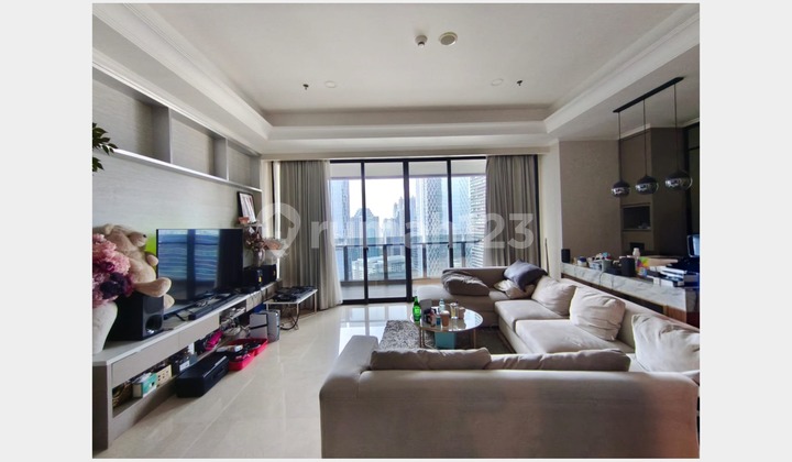 Experience High-Class Living! Modern, Private Lift, Comfy 4 Bedrooms at District 8 Senopati, Near SCBD – Secure, Stylish, Sophisticated!