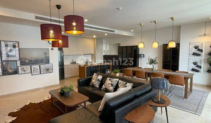 Dijual Unit 3 Kamar Dengan Balkoni Dan Luas 199m2 di Izzara Apartment 1