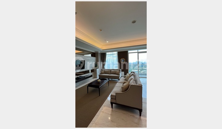 Exclusive Living And Luxury Apartment With Cozy 3 Bedrooms At Botanica Apartment, Nice Facilities