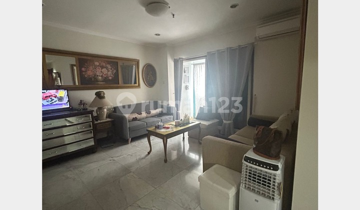 Strategic 2BR Apartment Pavilion Perfect for Professionals in Jakarta CBD