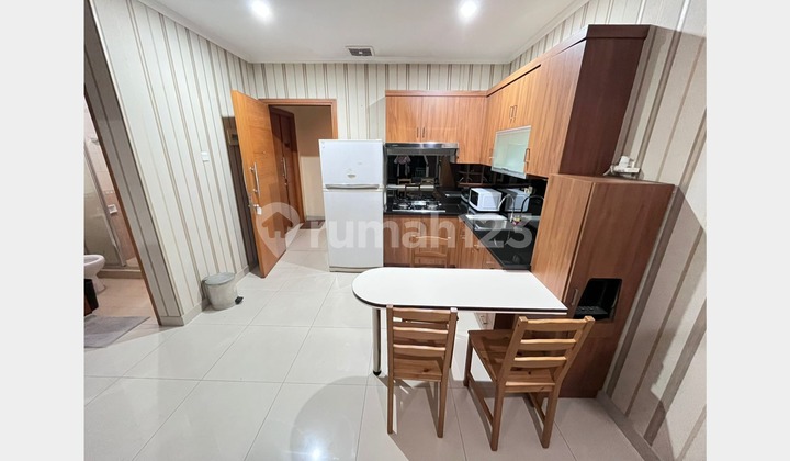 Cozy 2 Bedrooms Unit with City View Balcony at Hamptons Park Near MRT Station 2
