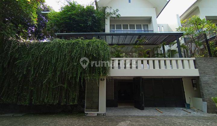 Spacious Modern House In A Compound With Cozy 3 BR And Private Pool At Tulodong Area Near To Scbd 1