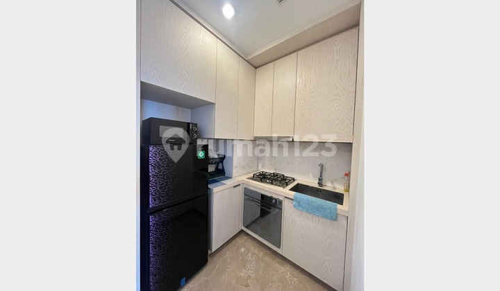 Just 12 Million/Month, Stylish 1 Bedroom Unit, Well Equipped, High Quality At Izzara Apartment 2