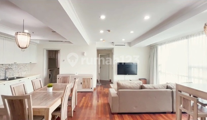 Beautiful Homey 2 Bedrooms Unit, High Floor and Fully Furnished at Kemang Village 2