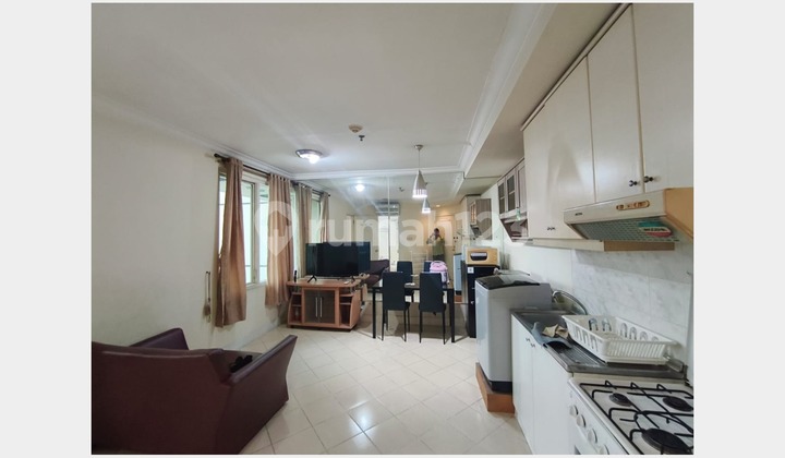 Minimalist Unit, Nice 1 Bedroom, Good Facilities At Batavia Apartment