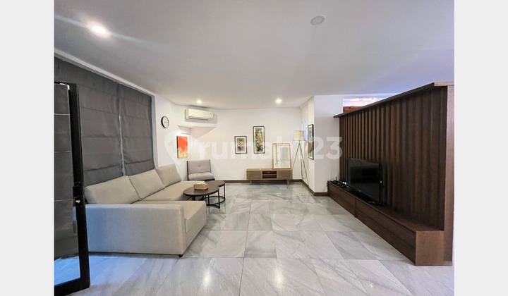 Modern Minimalist 3-Bedroom House in Cipete, Strategically Located Near MRT Station and Prime South Jakarta Amenities Modern Minimalist 3-Bedroom House in Cipete, Strategically Located Near MRT Station and Prime South Jakarta Amenities