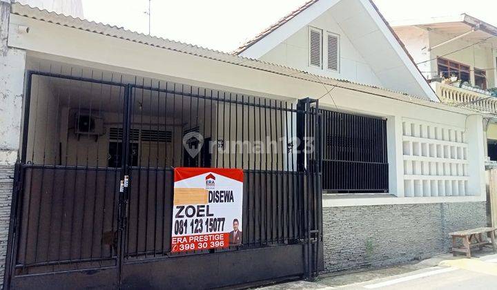 Sewa Rumah/Kantor di Kramat, Jakarta Pusat 1