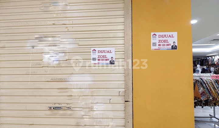 Quick Sale Booth ITC Cempaka Mas, Central Jakarta Quick Sale Booth ITC Cempaka Mas, Central Jakarta