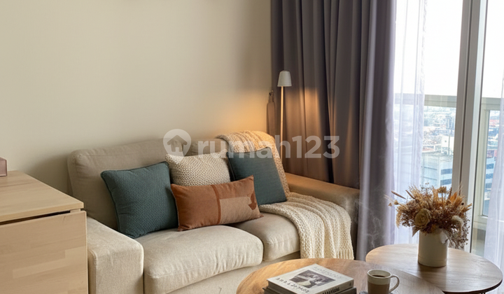 Eksklusif Luxurious Urban Living At Menteng Park Unit, Jakarta Pusat