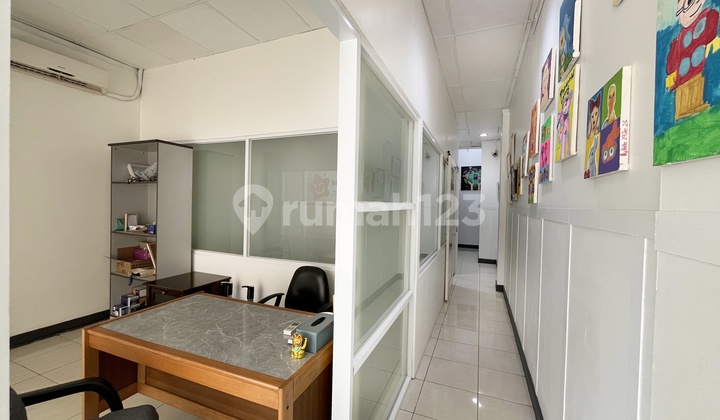 Quick Sale: Ruko Tendean Square, South Jakarta Quick Sale: Ruko Tendean Square, South Jakarta