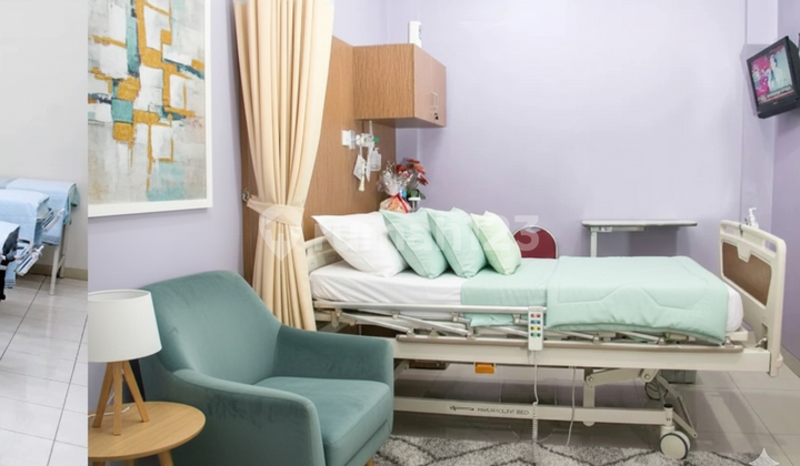 Cheap Hospital for Sale, Central Jakarta