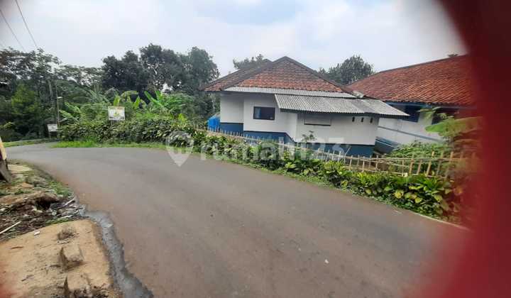 Strategic Land on the Tajur Halang Cijeruk Bogor Tourism Route Strategic Land on the Tajur Halang Cijeruk Bogor Tourism Route