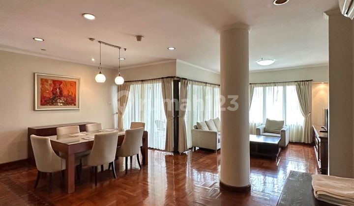 BANGUNAN KOMERSIAL DI WARUNG BUNCIT 