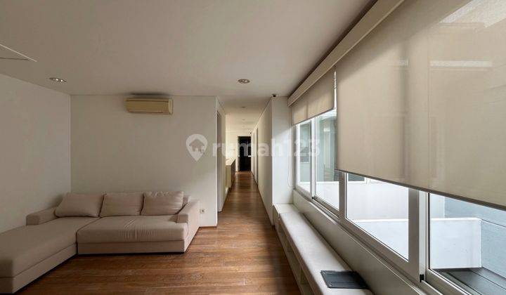 RUMAH MENTENG