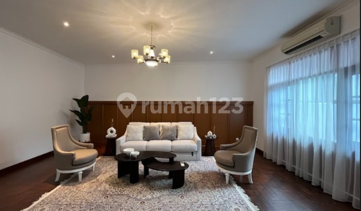 Rumah Menteng Prime Deket ke Bundaran Hi, Lokasi Tenang