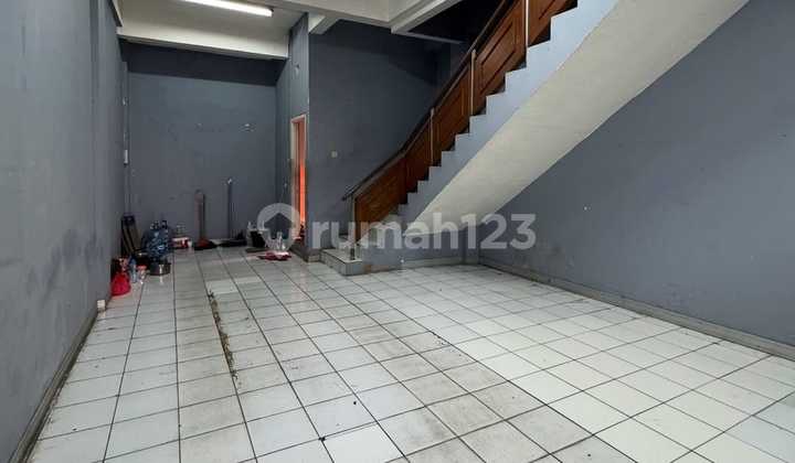 RUKO DI FATMAWATI RAYA, JAKARTA SELATAN RUKO DI FATMAWATI RAYA, JAKARTA SELATAN