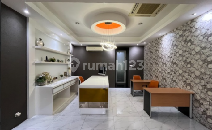 Ruko in Pakubuwono / Simprug Area Suitable for Office