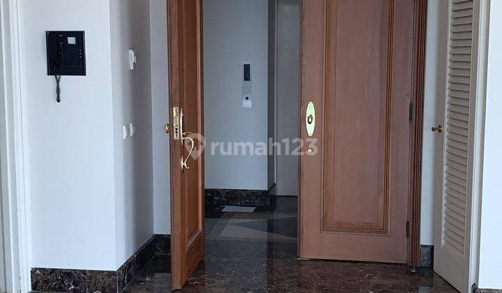 Apartemen Four Seasons 3 Kt, 2km 2