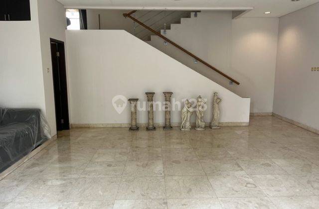 Rumah Di Simprug Gallery Residence, Teuku Nyak Arif, Jakarta Selatan