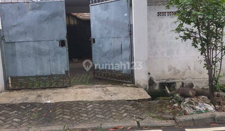 Rumah Lama Hitung Tanah Di Jl. Kesehatan 3, Jakarta Pusat 2