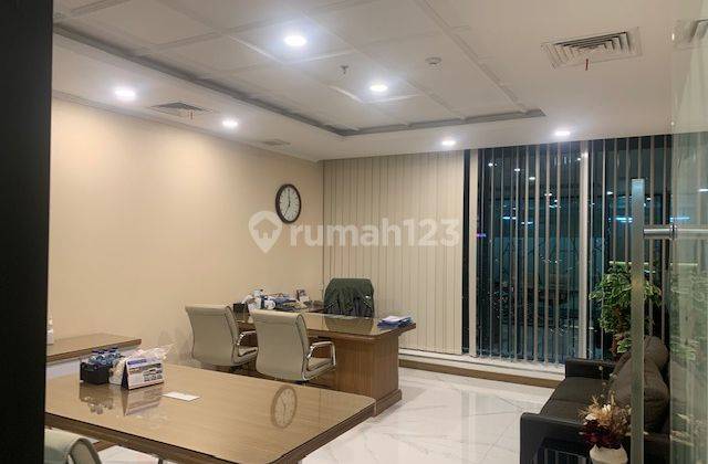 Ruang Kantor Di Sahid Sudirman Center