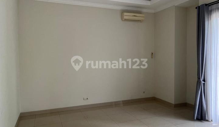 For Lease A Well Built Strategic House At Menteng