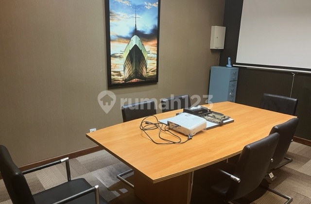 Unit Kantor Office 8 Jl. Senopati Raya