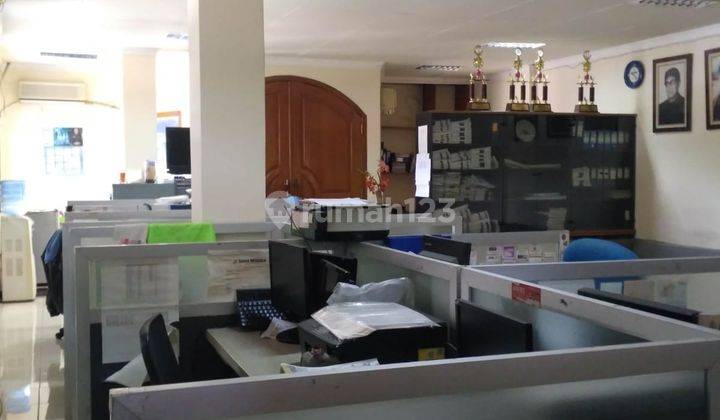 Ruko Selmi Dekat Stasiun Tebet, Jakarta Selatan 1