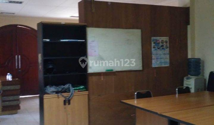 Ruko Selmi Dekat Stasiun Tebet, Jakarta Selatan 4
