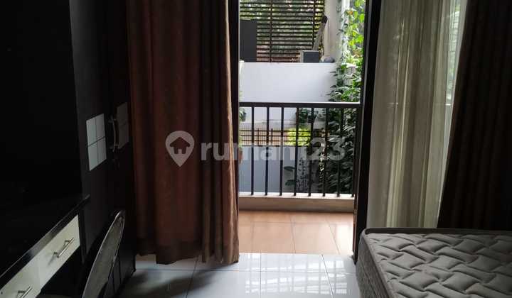 Rumah Ukuran Kecil Di Menteng Central 2