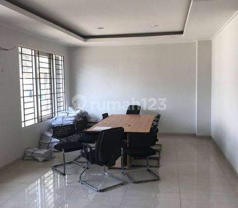 Rumah Di Hos Cokroaminoto, Cocok Untuk Kantor 2