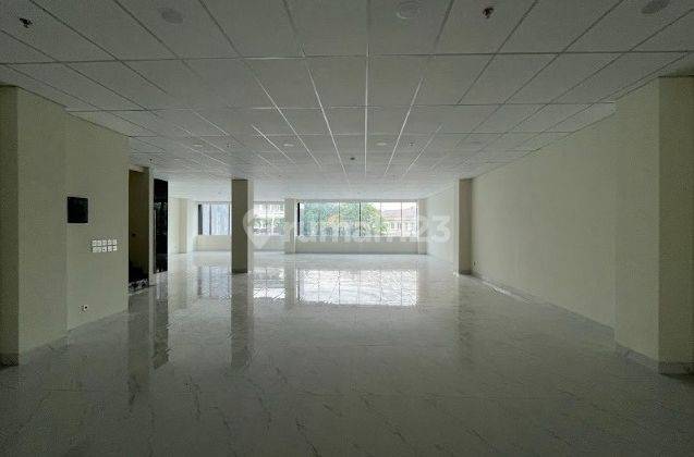 GEDUNG BARU STATEGIS DI MENTENG 1