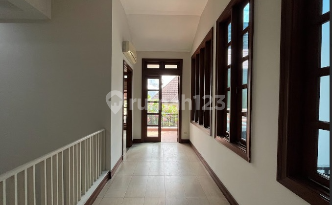 Luxury House in Menteng, Central Jakarta 2