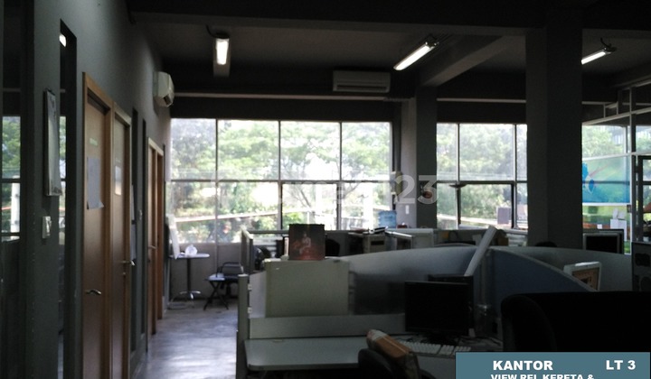 RUKO GANDENG MENTENG, COCOK UNTUK KANTOR 