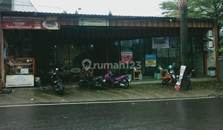 RUMAH AREA KOMERSIAL DI KEBON KACANG 