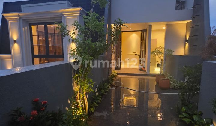 BRAND NEW HOUSE IN SENOPATI AREA, KEBAYORAN BARU