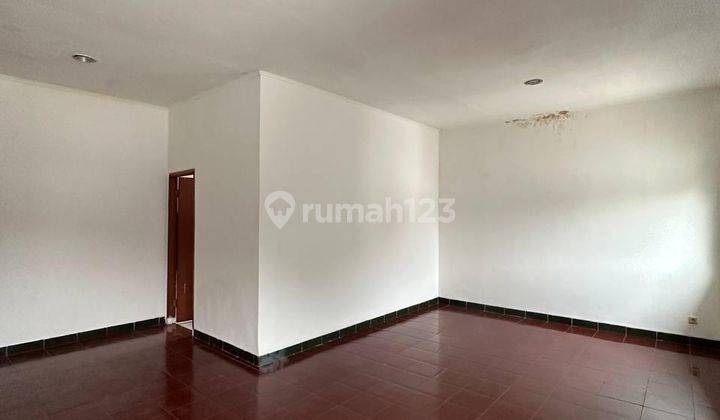 RUMAH TINGGAL COCOK UNTUK KANTOR AREA CIK DITIRO MENTENG 1
