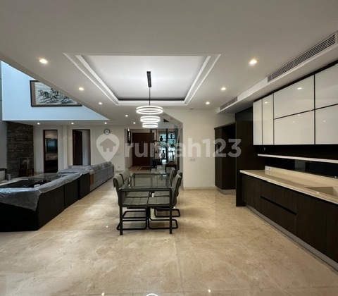 RUMAH DI DENPASAR AREA, MEGA KUNINGAN