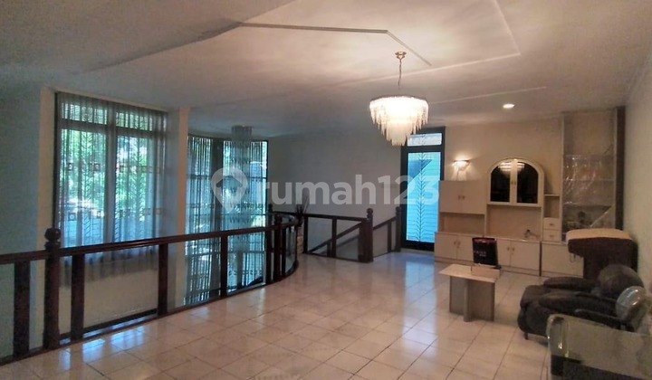 House In Menteng Dekat Imam Bonjol House In Menteng Dekat Imam Bonjol