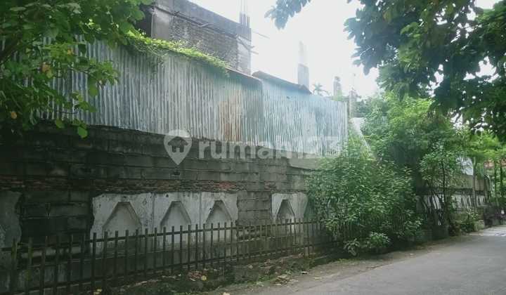 LAND SUITABLE FOR BOARDING HOUSE DEVELOPMENT IN TAMAN S PARMAN, WEST JAKARTA