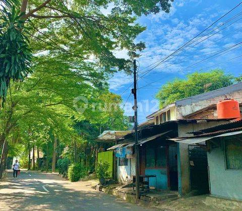 Rumah Tua Hitung Tanah Di Jalan Limo Permata Hijau 1