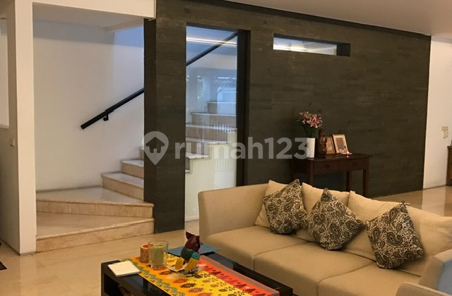 HOUSE IN PERMATA HIJAU, SOUTH JAKARTA