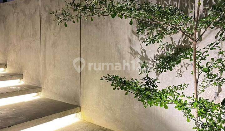 Townhouse Mewah Semi Furnished di Margonda Hos Depok 2